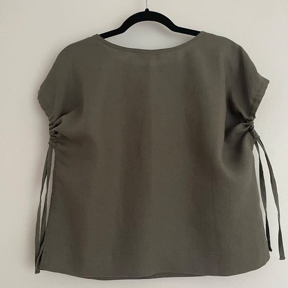 Everlane’s 100% Linen Top - Picture 3 of 7